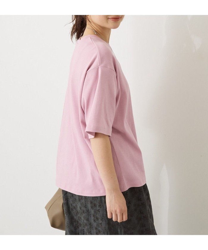 【アメリカンホリック/AMERICAN HOLIC】の【接触冷感】スムースルーズクルーネックTシャツ インテリア・キッズ・メンズ・レディースファッション・服の通販 founy(ファニー) https://founy.com/ ファッション Fashion レディースファッション Fashion for Women トップス・カットソー Cut & Sew Tops シャツ・ブラウス・オフィスカジュアル Elegant Blouses & Button-Ups ロングTシャツ・Tシャツ Longline T-Shirts & Tees カットソー・ベーシックTシャツ Cut-and-Sewn Tops / Stretch Tees & Basics アメリカン American Style 春 Spring カットソー Cut and Sewn Top シンプル Simple, Minimal スタイリッシュ Stylish, Fashionable ボックス Boxy, Box Shape ポケット Pocket, Pocket Detail ワイド Wide, Wide Fit S/S・春夏 SS, Spring/Summer, Warm Season おすすめ Recommended / Our Picks 夏 Summer |ID: prp329100004585633 ipo3291000000032515179