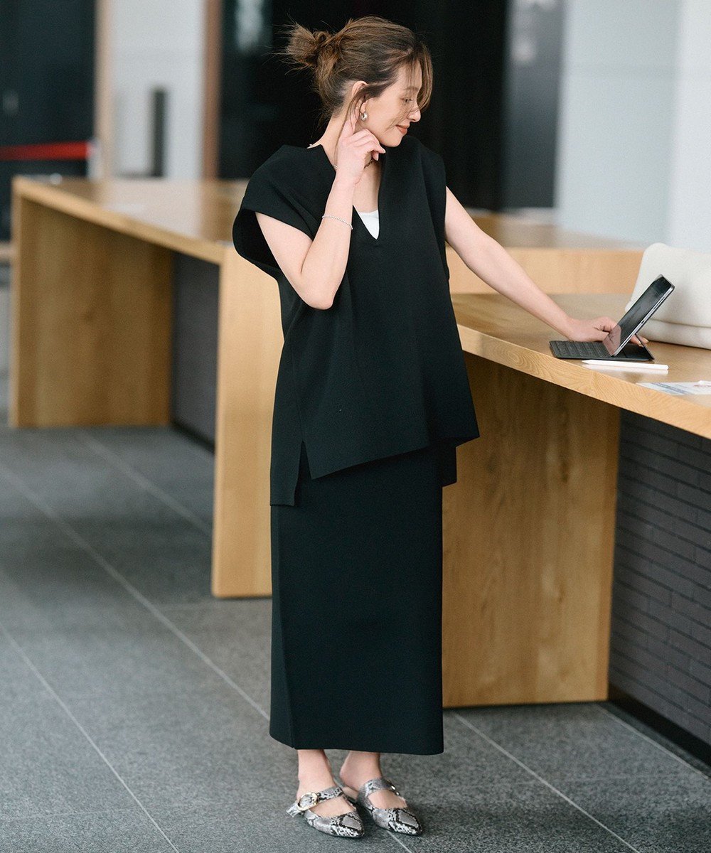 【アンフィーロ 自由区/UNFILO】の【洗える/軽量】ミラノリブニットスカート インテリア・キッズ・メンズ・レディースファッション・服の通販 founy(ファニー) ファッション Fashion レディースファッション Fashion for Women スカート Skirts ウォッシャブル Machine Washable 春 Spring 洗える Machine Washable 軽量 Lightweight, Ultra Light ストレッチ Stretch, Stretchy Fabric セットアップ Set-Up, Coordinated Outfit バランス Balance, Style Balance フォルム Silhouette, Form ミラノリブ Milano Rib, Milano Stitch 楽ちん Easy Fit, Comfortable S/S・春夏 SS, Spring/Summer, Warm Season おすすめ Recommended / Our Picks 夏 Summer エレガント 上品 Elegant ブラック|ID: prp329100004586730 ipo3291000000034355182