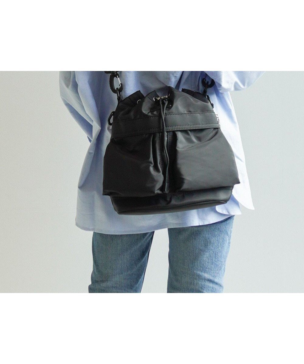 【エースバッグズアンドラゲッジ/ACE BAGS & LUGGAGE】のJEWELNA by Jewelna Rose ナイロン巾着バッグ 16201 軽量 2WAY ハンドバッグ ショルダーバッグ 人気、トレンドファッション・服の通販 founy(ファニー) 　ファッション　Fashion　レディースファッション　Ladies' Fashion Online　バッグ　Bag　巾着　Purse　軽量　Lightweight　ショルダー　Shoulder　ハンカチ　Handkerchief　ハンドバッグ　Handbag　フロント　Front　ポケット　Pocket　おすすめ　Recommend　 other-1|ID: prp329100004588625 ipo3291000000032550668
