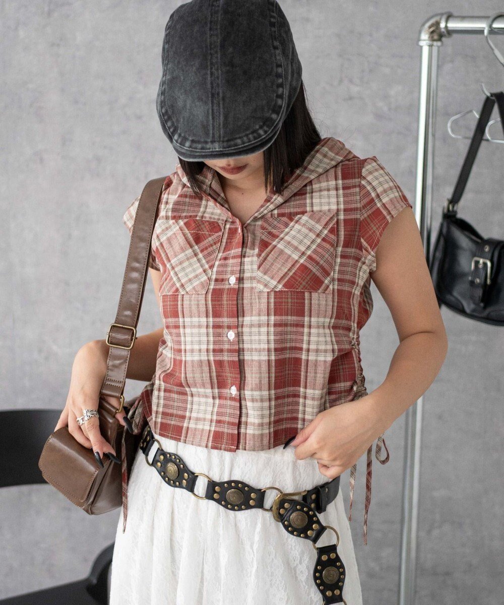 【ウィゴー/WEGO】のフードチェックコンパクトシャツ インテリア・キッズ・メンズ・レディースファッション・服の通販 founy(ファニー) 　ファッション　Fashion　レディースファッション　Fashion for Women　トップス・カットソー　Cut & Sew Tops　シャツ・ブラウス・オフィスカジュアル　Elegant Blouses & Button-Ups　春　Spring　秋　Autumn　キャミ　Camisole, Cami Top　スマホ　Smartphone, Mobile Device　タンク　Tank Top, Sleeveless Top　ダブル　Double, Double-Breasted　チェック　Check, Plaid, Tartan　デニム　Denim, Jeans Material　トレンド　Trend, Trending Now　ドローストリング　Drawstring, Pull Cord　フロント　Front, Front Design　ポケット　Pocket, Pocket Detail　冬　Winter / This Winter　S/S・春夏　SS, Spring/Summer, Warm Season　おすすめ　Recommended / Our Picks　夏　Summer　レッドチェック1|ID: prp329100004588931 ipo3291000000033656376