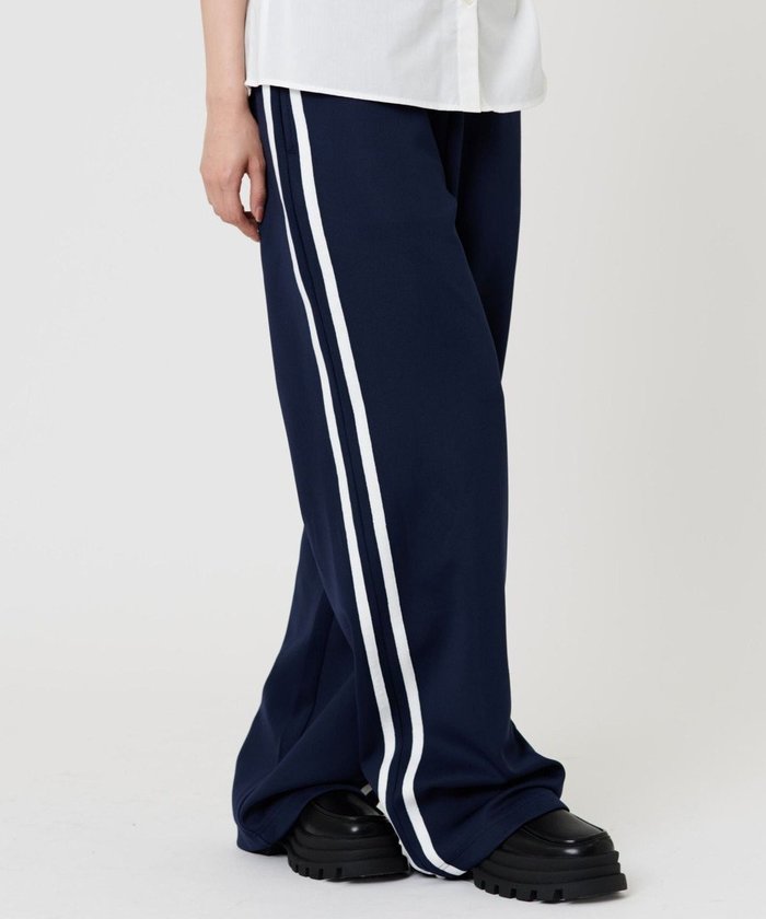 【ウィゴー/WEGO】の【SCHOOL ITEM】スクールライントラックパンツ インテリア・キッズ・メンズ・レディースファッション・服の通販 founy(ファニー) https://founy.com/ ファッション Fashion レディースファッション Fashion for Women パンツ Pants & Trousers スマホ Smartphone, Mobile Device プリーツ Pleats, Pleated 夏 Summer 春 Spring S/S・春夏 SS, Spring/Summer, Warm Season |ID: prp329100004589070 ipo3291000000033656284