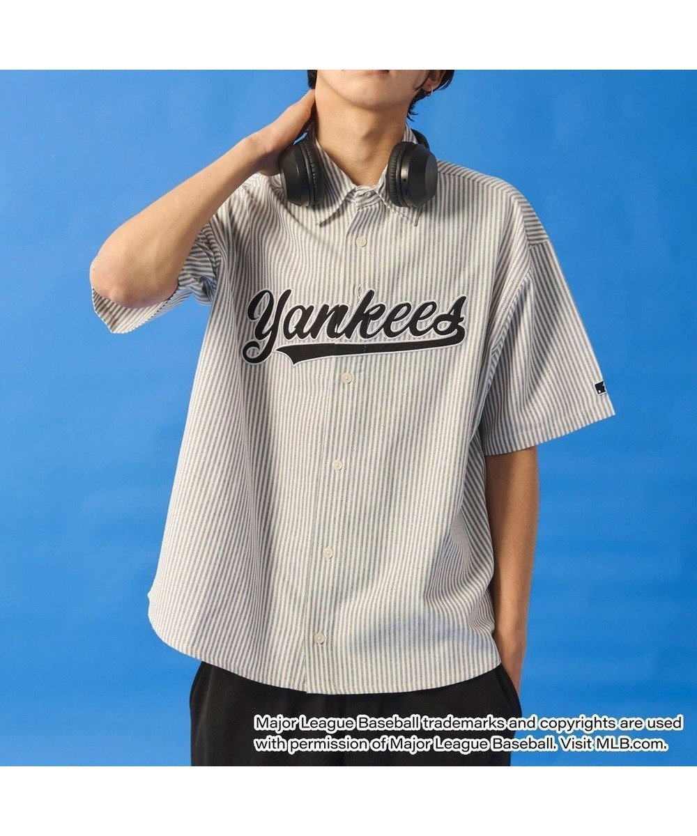 【ウィゴー/WEGO】の【ユニセックス着用ITEM】別注MLBストライプグラフィックシャツ(SS) インテリア・キッズ・メンズ・レディースファッション・服の通販 founy(ファニー) 　ファッション　Fashion　レディースファッション　Ladies' Fashion Online　トップス・カットソー　Tops/Tshirt　シャツ/ブラウス　Shirts/Blouses　春　Spring　カーゴパンツ　Cargo Pants　グラフィック　Graphic　ストライプ　Stripe　スポーツ　Sports　スマホ　Smartphone　トレンド　Trend　人気　Popularity　フロント　Front　別注　Special Order　半袖　Short Sleeve　ミニスカート　Mini Skirt　メンズ　Mens　ワイド　Wide　S/S・春夏　Ss・Spring/Summer　おすすめ　Recommend　夏　Summer　ホワイトストライプ|ID: prp329100004589077 ipo3291000000032672755