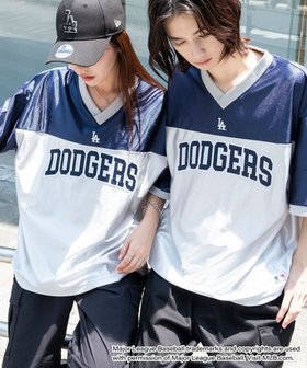 【ウィゴー/WEGO】の【ユニセックス着用ITEM】別注MLBメッシュゲームグラフィックT(SS) 人気、トレンドファッション・服の通販 founy(ファニー) ファッション Fashion レディースファッション Fashion for Women トップス・カットソー Cut & Sew Tops シャツ・ブラウス・オフィスカジュアル Elegant Blouses & Button-Ups ロングTシャツ・Tシャツ Longline T-Shirts & Tees カットソー・ベーシックTシャツ Cut-and-Sewn Tops / Stretch Tees & Basics 春 Spring カットソー Cut and Sewn Top カーゴパンツ Cargo Pants, Utility Pants グラフィック Graphic, Graphic Design スポーツ Sports, Activewear スマホ Smartphone, Mobile Device トレンド Trend, Trending Now 人気 Popular, Best Seller フロント Front, Front Design 別注 Limited Edition, Custom Order 半袖 Short Sleeve, Half Sleeve ミニスカート Mini Skirt, Short Skirt メッシュ Mesh, Net Fabric メンズ Men's, Menswear ワイド Wide, Wide Fit S/S・春夏 SS, Spring/Summer, Warm Season おすすめ Recommended / Our Picks 夏 Summer |ID:prp329100004589080
