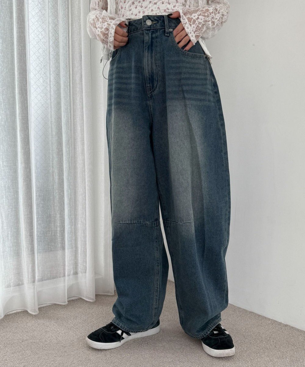 【ウィゴー/WEGO】のサマーデニムバレルレッグパンツ インテリア・キッズ・メンズ・レディースファッション・服の通販 founy(ファニー) 　ファッション　Fashion　レディースファッション　Fashion for Women　パンツ　Pants & Trousers　デニムパンツ・ジーンズ・美脚デニム　Denim Jeans & Pants　おすすめ　Recommended / Our Picks　ショート　Short, Short Length　スポーツ　Sports, Activewear　スマホ　Smartphone, Mobile Device　デニム　Denim, Jeans Material　トレンド　Trend, Trending Now　冬　Winter / This Winter　夏　Summer　定番　Standard, Basic Item　春　Spring　S/S・春夏　SS, Spring/Summer, Warm Season　秋　Autumn　デニム中濃加工色|ID: prp329100004589109 ipo3291000000033656354