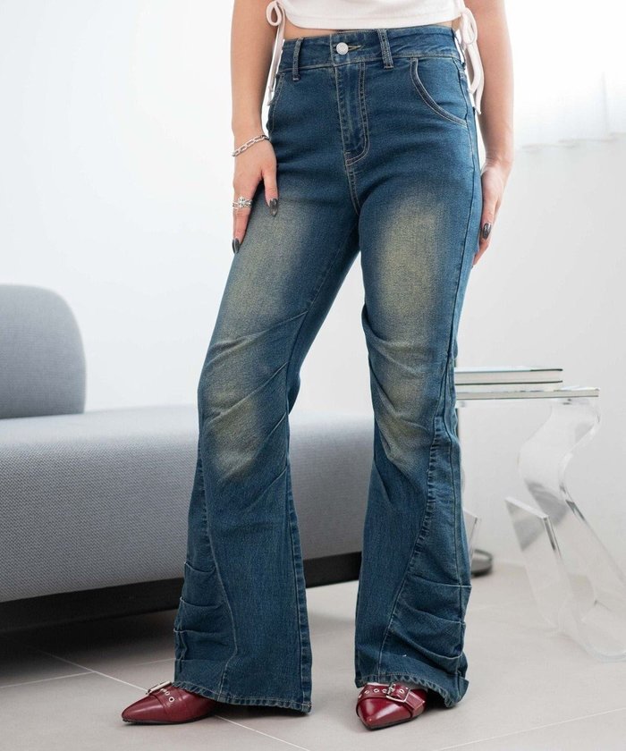 【ウィゴー/WEGO】のギャザーデニムフレアパンツ インテリア・キッズ・メンズ・レディースファッション・服の通販 founy(ファニー) https://founy.com/ ファッション Fashion レディースファッション Fashion for Women パンツ Pants & Trousers デニムパンツ・ジーンズ・美脚デニム Denim Jeans & Pants 厚底 Platform Shoes 春 Spring 秋 Autumn ギャザー Gathered, Ruffled ショート Short, Short Length スマホ Smartphone, Mobile Device デニム Denim, Jeans Material トレンド Trend, Trending Now フレア Flare, Flared ブリーチ Bleach, Washed Finish 冬 Winter / This Winter S/S・春夏 SS, Spring/Summer, Warm Season おすすめ Recommended / Our Picks 夏 Summer |ID: prp329100004589115 ipo3291000000032672903