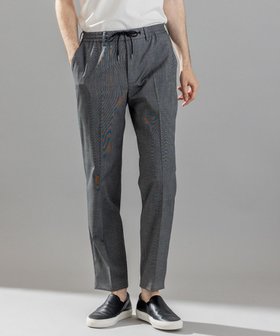 【ジョゼフ オム/JOSEPH HOMME / MEN】の【洗える/しわになりにくい/ストレッチ/ウエストゴム仕様】キャリーマンストレッチ ドロスト付ストレートパンツ / HOVE 人気、トレンドファッション・服の通販 founy(ファニー) ファッション Fashion メンズファッション Fashion for Men ボトムス Bottoms 洗える Machine Washable ストレッチ Stretch, Stretchy Fabric ストレート Straight, Straight Cut ドローコード Drawcord, Drawstring Cord 定番 Standard, Basic Item フランス France, French ポケット Pocket, Pocket Detail ループ Loop, Loop Knit レギュラー Regular, Standard Fit A/W・秋冬 Autumn/Winter エレガント 上品 Elegant ビジネス 仕事 通勤 Business / Work / Commuting |ID:prp329100004589657