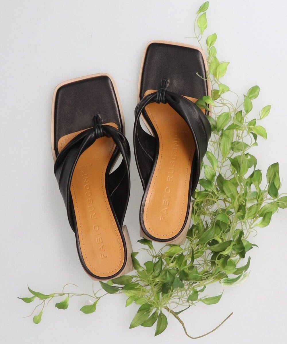 【インター ショシュール/INTER-CHAUSSURES】の【FABIO RUSCONI】チャンキーヒールトングサンダル インテリア・キッズ・メンズ・レディースファッション・服の通販 founy(ファニー) 　ファッション　Fashion　レディースファッション　Ladies' Fashion Online　イタリア　Italy　コレクション　Collection　サンダル　Sandals　シューズ　Shoes　夏　Summer　S/S・春夏　Ss・Spring/Summer　A/W・秋冬　Aw・Autumn/Winter・Fw・Fall-Winter　ブラック|ID: prp329100004589699 ipo3291000000032563700