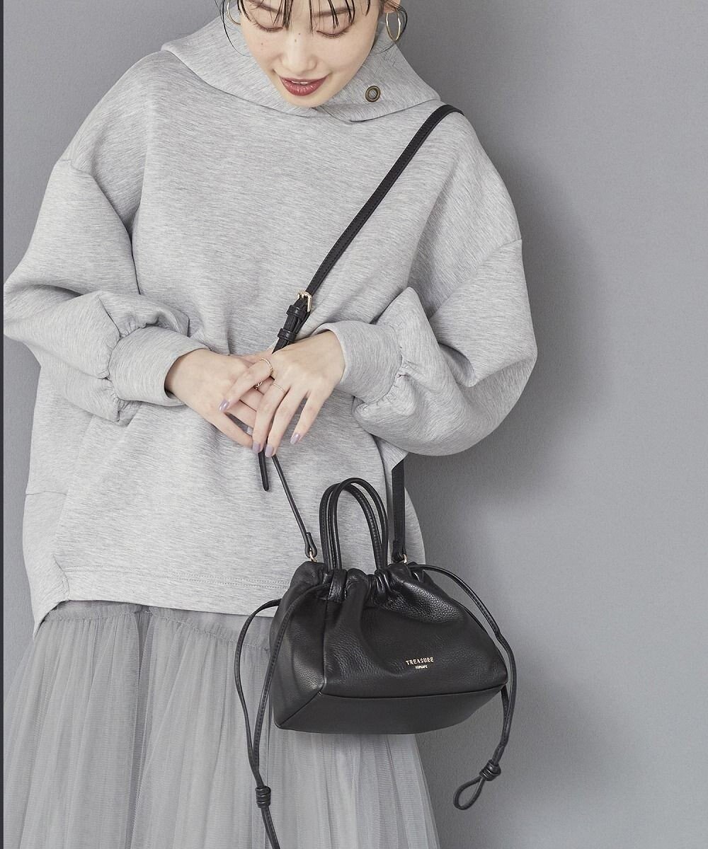 【トプカピ/TOPKAPI】の【TREASURE TOPKAPI】シュリンクレザー 2WAY 巾着 ショルダーバッグ インテリア・キッズ・メンズ・レディースファッション・服の通販 founy(ファニー) 　ファッション　Fashion　レディースファッション　Ladies' Fashion Online　バッグ　Bag　クール　Cool　コンパクト　Compact　ショルダー　Shoulder　スマート　Smart　フォルム　Form　ホリデーシーズン　Holiday　巾着　Purse　財布　Wallet　ブラック|ID: prp329100004589728 ipo3291000000032564079