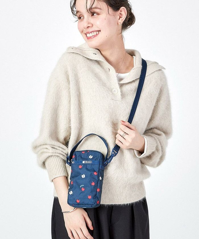【レスポートサック/LeSportsac】のMINI PHONE CROSSBODY/レッドデリシャスネイビー インテリア・キッズ・メンズ・レディースファッション・服の通販 founy(ファニー) https://founy.com/ ファッション Fashion レディースファッション Ladies' Fashion Online おすすめ Recommend コンパクト Compact ショルダー Shoulder スタイリッシュ Stylish ポケット Pocket 水玉 Polka Dots |ID: prp329100004589795 ipo3291000000032564711