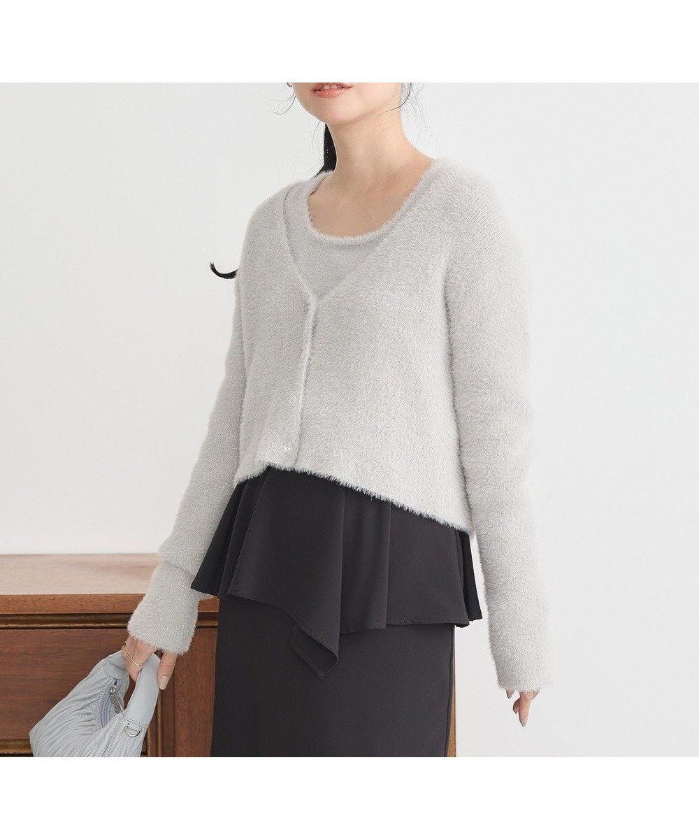 【アースミュージックアンドエコロジー/earth music&ecology】のSET2点ラメフェザーカーディガン+インナー インテリア・キッズ・メンズ・レディースファッション・服の通販 founy(ファニー) ファッション Fashion レディースファッション Fashion for Women トップス・カットソー Cut & Sew Tops カーディガン・羽織り Layered Style Cardigans アンサンブル Ensemble Set インナー Innerwear カーディガン Cardigan, Knitwear コンパクト Compact, Small Size シンプル Simple, Minimal スクエア Square, Square Shape タンク Tank Top, Sleeveless Top フィット Fit, Slim Fit フェザーヤーン Feather Yarn, Fluffy Yarn フォルム Silhouette, Form ポケット Pocket, Pocket Detail エレガント 上品 Elegant A/W・秋冬 Autumn/Winter Gray Beige|ID: prp329100004590072 ipo3291000000033669022