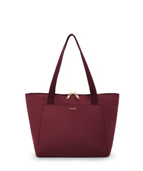 【トゥミ/TUMI】のVOYAGEUR ジャスト・イン・ケース・スモール・トート 人気、トレンドファッション・服の通販 founy(ファニー) ファッション Fashion レディースファッション Fashion for Women バッグ Bags コレクション Collection, Seasonal Line コンパクト Compact, Small Size 軽量 Lightweight, Ultra Light ショルダー Shoulder, Shoulder Strap セットアップ Set-Up, Coordinated Outfit ダブル Double, Double-Breasted トラベル Travel, Travel Gear ポケット Pocket, Pocket Detail ポーチ Pouch, Small Case 旅行 Travel ギフト プレゼント Gift / Present ビジネス 仕事 通勤 Business / Work / Commuting |ID:prp329100004590178