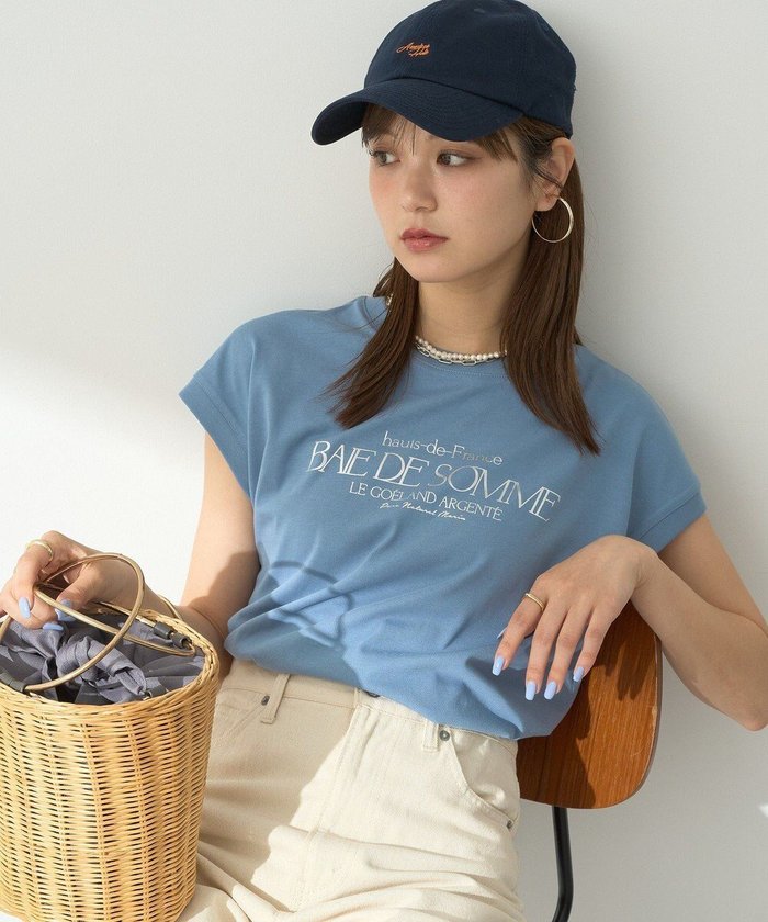 【アースミュージックアンドエコロジー/earth music&ecology】のHauts-de-FranceフレンチT インテリア・キッズ・メンズ・レディースファッション・服の通販 founy(ファニー) https://founy.com/ ファッション Fashion レディースファッション Fashion for Women トップス・カットソー Cut & Sew Tops シャツ・ブラウス・オフィスカジュアル Elegant Blouses & Button-Ups ロングTシャツ・Tシャツ Longline T-Shirts & Tees カットソー・ベーシックTシャツ Cut-and-Sewn Tops / Stretch Tees & Basics インナー Innerwear 春 Spring 洗える Machine Washable カットソー Cut and Sewn Top クール Cool, Chic スタイリッシュ Stylish, Fashionable スリット Slit, Slit Detail スリーブ Sleeve, Long Sleeve / Short Sleeve フォルム Silhouette, Form フレンチ French, French Style プレーン Plain, Simple ポケット Pocket, Pocket Detail 羽織 Haori, Light Jacket ロング Long, Long-Length ワイド Wide, Wide Fit S/S・春夏 SS, Spring/Summer, Warm Season 夏 Summer |ID: prp329100004590385 ipo3291000000032673329