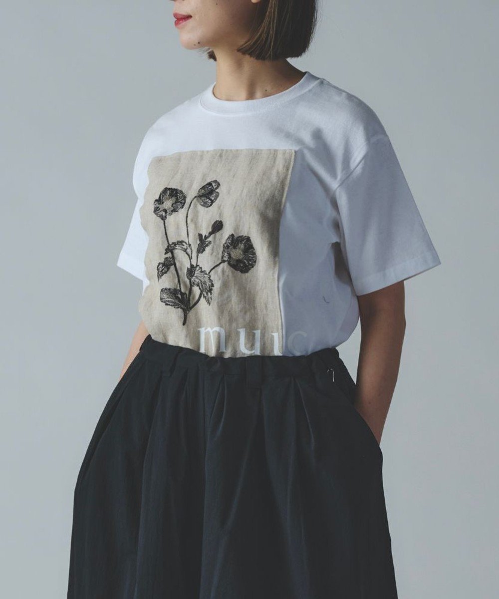 【ムーク/muuc】の〈コットン100% 透けにくい厚みの6.2オンス〉ポピー花刺繍の Tシャツ 人気、トレンドファッション・服の通販 founy(ファニー) 　ファッション　Fashion　レディースファッション　Ladies' Fashion Online　トップス・カットソー　Tops/Tshirt　シャツ/ブラウス　Shirts/Blouses　ロング / Tシャツ　T-Shirts　カットソー　Cut and Sewn　カットソー　Cut And Sew　キャンバス　Canvas　クラシック　Classic　シルク　Silk　定番　Standard　手編み　Hand Knitting　パターン　Pattern　プリント　Print　A/W・秋冬　Aw・Autumn/Winter・Fw・Fall-Winter　S/S・春夏　Ss・Spring/Summer　再入荷　Restock/Back In Stock/Re Arrival　夏　Summer　 other-1|ID: prp329100004590799 ipo3291000000032577024