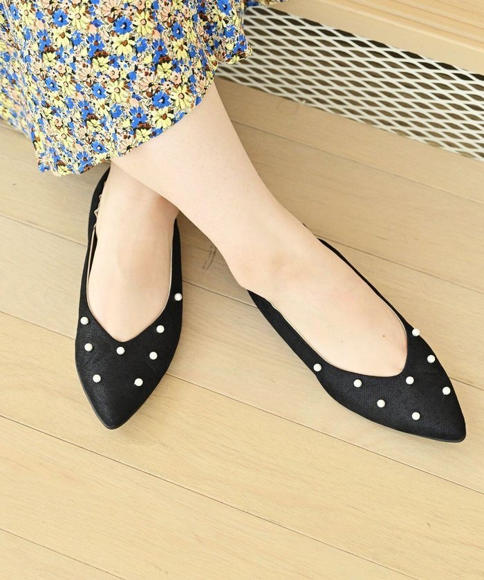 【ヌーベルローブオウ/nouvelleRobe Ou】の【本革・高反発】Pearl decoration ポインテッドトゥパンプス インテリア・キッズ・メンズ・レディースファッション・服の通販 founy(ファニー) https://founy.com/ ファッション Fashion レディースファッション Fashion for Women クッション Cushion, Throw Pillow 抗菌 Antibacterial, Bacteria-Resistant シューズ Shoes, Footwear バレエ Ballet, Ballet Style パール Pearl, Pearl Accent ファブリック Fabric, Textile フィット Fit, Slim Fit フラット Flat, Flat Shoes A/W・秋冬 Autumn/Winter S/S・春夏 SS, Spring/Summer, Warm Season おすすめ Recommended / Our Picks 夏 Summer エレガント 上品 Elegant |ID: prp329100004591073 ipo3291000000033655939