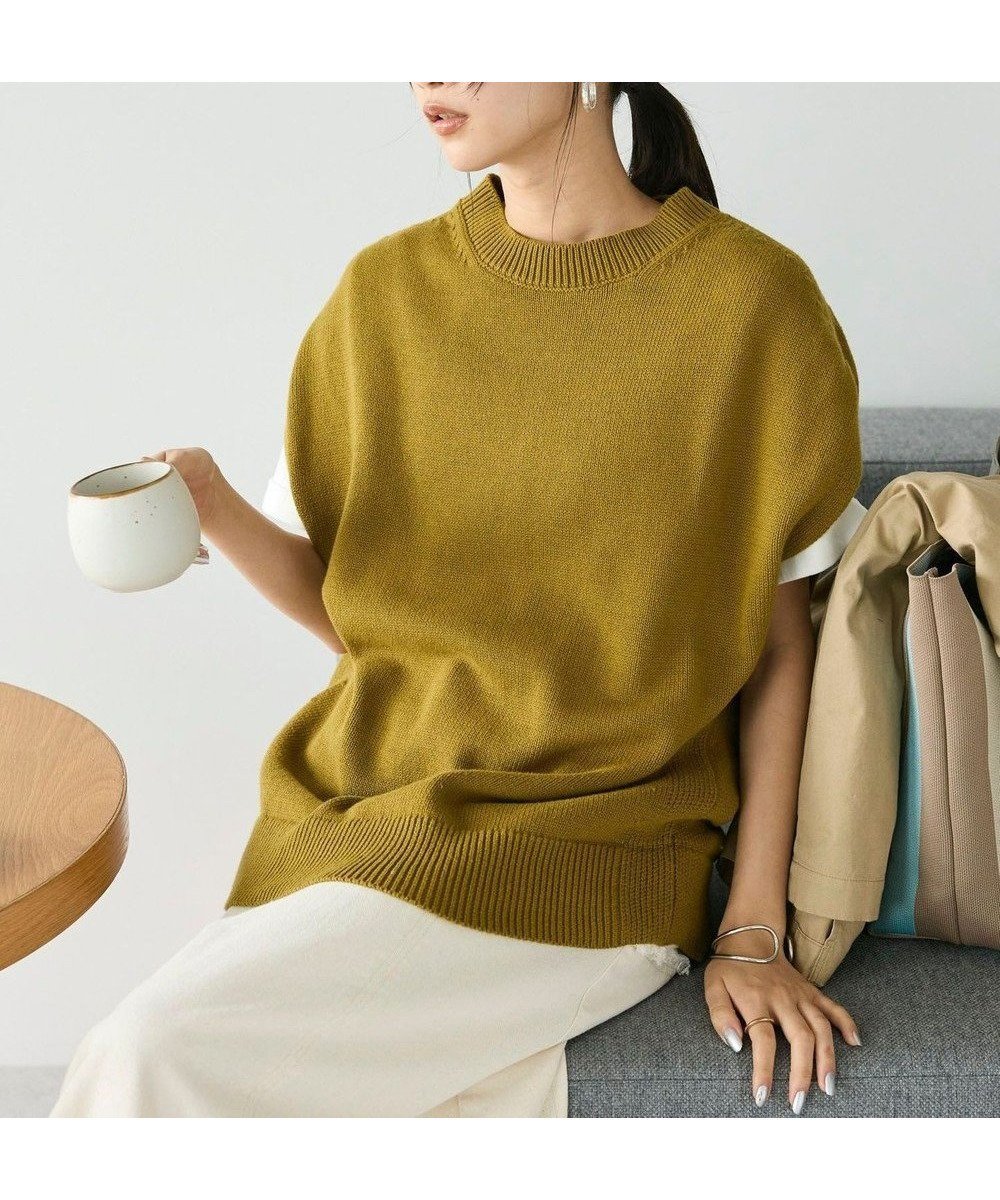 【クラフトスタンダードブティック/CRAFT STANDARD BOUTIQUE】のクルーネックニットベスト インテリア・キッズ・メンズ・レディースファッション・服の通販 founy(ファニー) 　ファッション　Fashion　レディースファッション　Ladies' Fashion Online　アウター　Coat Outerwear　トップス・カットソー　Tops/Tshirt　ニット　Knit Tops　ベスト/ジレ　Gilets/Vests　洗える　Washable　ショルダー　Shoulder　シンプル　Simple　ドロップ　Drop　フォルム　Form　ベスト　Vest　ポケット　Pocket　ミドル　Middle　A/W・秋冬　Aw・Autumn/Winter・Fw・Fall-Winter　NEW・新作・新着・新入荷　New Arrivals　2024年　2024　2024-2025秋冬・A/W　Aw/Autumn/Winter/Fw/Fall/2024-2025　Mustard|ID: prp329100004591391 ipo3291000000032672412