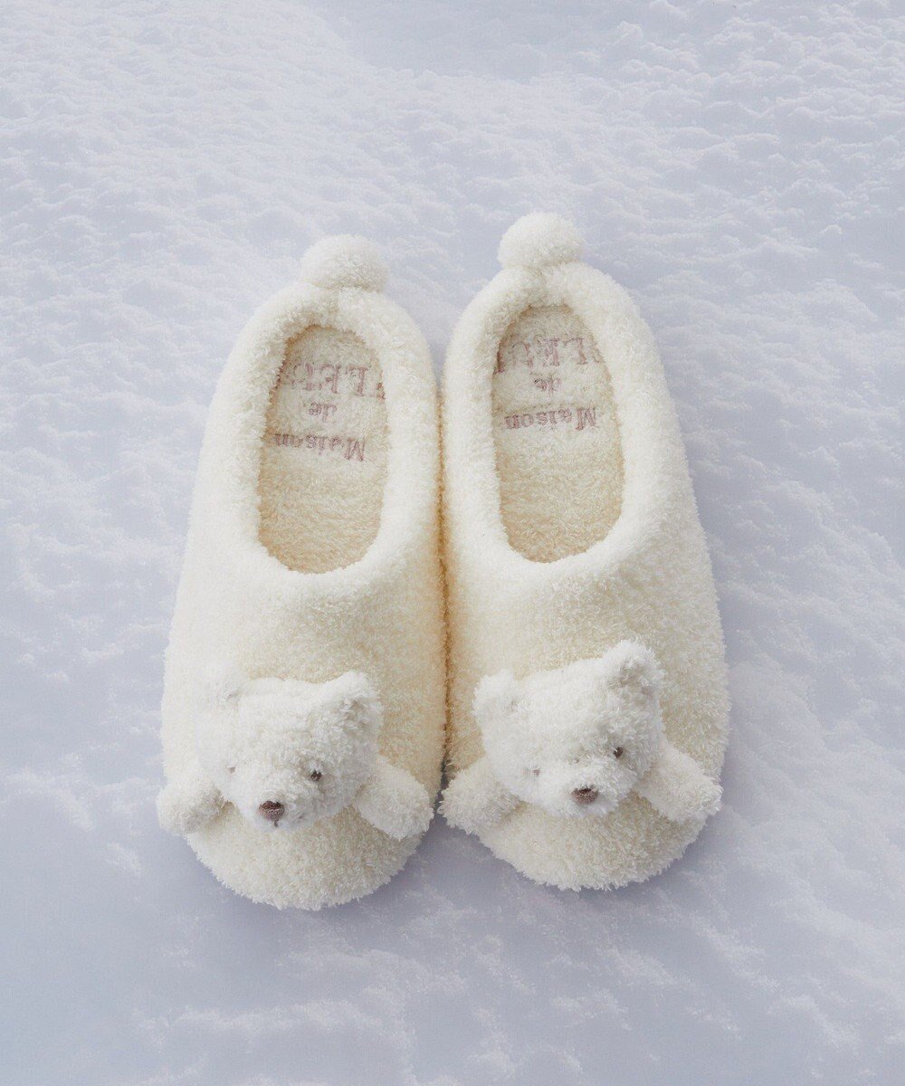 【メゾンドフルール/Maison de FLEUR】のシロクマルームシューズ 人気、トレンドファッション・服の通販 founy(ファニー) 　ファッション　Fashion　レディースファッション　Fashion for Women　クッション　Cushion, Throw Pillow　シューズ　Shoes, Footwear　スリッパ　Slippers, Room Shoes　リラックス　Relax, Relaxed Fit　 other-1|ID: prp329100004591399 ipo3291000000033519753
