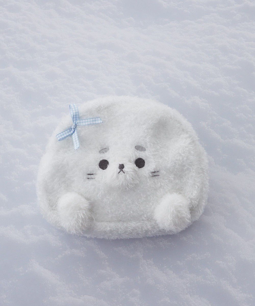 【メゾンドフルール/Maison de FLEUR】のアザラシフェイスポーチ インテリア・キッズ・メンズ・レディースファッション・服の通販 founy(ファニー) 　ファッション　Fashion　レディースファッション　Fashion for Women　ミニ財布・二つ折り財布　Wallets & Card Cases　ポーチ&ミニバッグ　Pouches & Mini Bags　フォルム　Silhouette, Form　ポーチ　Pouch, Small Case　リボン　Ribbon, Bow　旅行　Travel　財布　Wallet, Purse　White|ID: prp329100004591405 ipo3291000000033656029