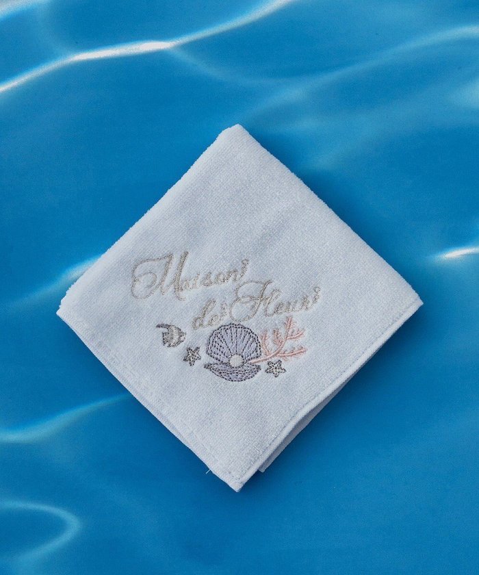【メゾンドフルール/Maison de FLEUR】のシェル刺繍タオルハンカチ インテリア・キッズ・メンズ・レディースファッション・服の通販 founy(ファニー) https://founy.com/ ファッション Fashion レディースファッション Fashion for Women ミニ財布・二つ折り財布 Wallets & Card Cases おすすめ Recommended / Our Picks ギフト プレゼント Gift / Present コンパクト Compact, Small Size タオル Towel, Bath Towel ハンカチ Handkerchief, Hanky ハンド Hand, Handmade モチーフ Motif, Design Theme 財布 Wallet, Purse |ID: prp329100004591409 ipo3291000000032672500