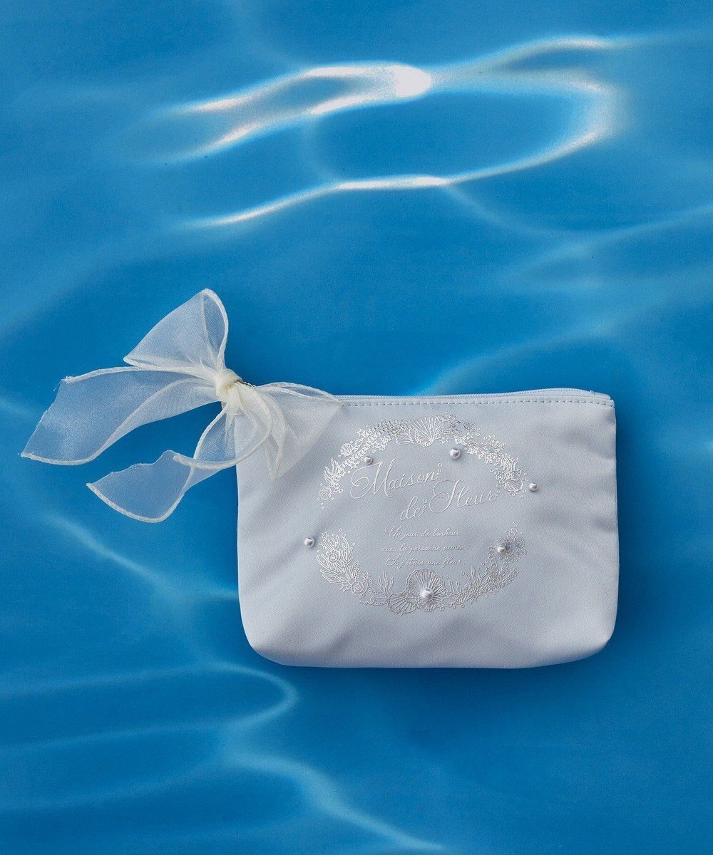 【メゾンドフルール/Maison de FLEUR】のシーシェルプリントポーチ インテリア・キッズ・メンズ・レディースファッション・服の通販 founy(ファニー) 　ファッション　Fashion　レディースファッション　Fashion for Women　ミニ財布・二つ折り財布　Wallets & Card Cases　ポーチ&ミニバッグ　Pouches & Mini Bags　オーガンジー　Organza Fabric　コンパクト　Compact, Small Size　サテン　Satin, Glossy Fabric　パール　Pearl, Pearl Accent　フォルム　Silhouette, Form　フレーム　Frame, Outline　プリント　Print, Printed Pattern　ポーチ　Pouch, Small Case　モチーフ　Motif, Design Theme　リボン　Ribbon, Bow　エレガント 上品　Elegant　財布　Wallet, Purse　Light Blue|ID: prp329100004591410 ipo3291000000033656054