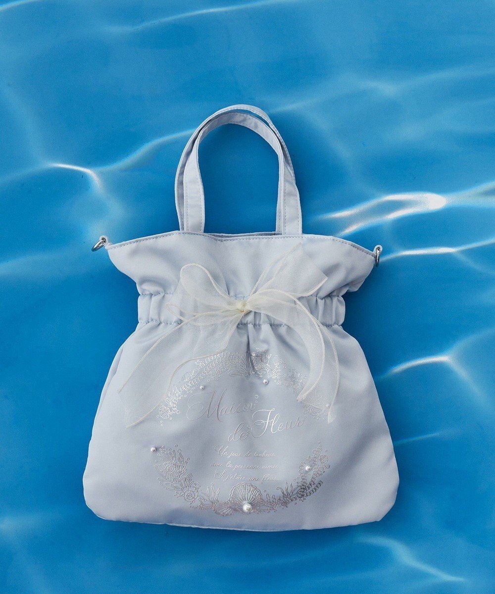 【メゾンドフルール/Maison de FLEUR】のシーシェルプリントリボン2Wayバッグ インテリア・キッズ・メンズ・レディースファッション・服の通販 founy(ファニー) 　ファッション　Fashion　レディースファッション　Fashion for Women　バッグ　Bags　オーガンジー　Organza Fabric　サテン　Satin, Glossy Fabric　ショルダー　Shoulder, Shoulder Strap　パール　Pearl, Pearl Accent　フレーム　Frame, Outline　プリント　Print, Printed Pattern　ポケット　Pocket, Pocket Detail　マグネット　Magnet, Magnetic Closure　モチーフ　Motif, Design Theme　リボン　Ribbon, Bow　エレガント 上品　Elegant　Light Blue|ID: prp329100004591411 ipo3291000000032672515