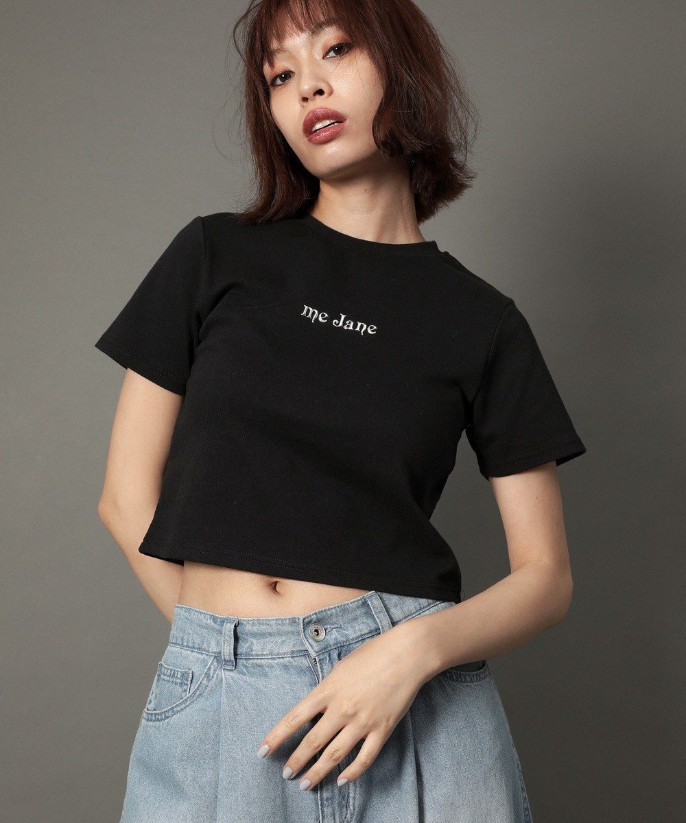 【グリーンパークス/Green Parks】のme Jane/ロゴコンパクトTシャツ インテリア・キッズ・メンズ・レディースファッション・服の通販 founy(ファニー) 　ファッション　Fashion　レディースファッション　Fashion for Women　トップス・カットソー　Cut & Sew Tops　シャツ・ブラウス・オフィスカジュアル　Elegant Blouses & Button-Ups　ロングTシャツ・Tシャツ　Longline T-Shirts & Tees　カットソー・ベーシックTシャツ　Cut-and-Sewn Tops / Stretch Tees & Basics　カットソー　Cut and Sewn Top　コンパクト　Compact, Small Size　シンプル　Simple, Minimal　スタイリッシュ　Stylish, Fashionable　トレンド　Trend, Trending Now　フロント　Front, Front Design　ポケット　Pocket, Pocket Detail　夏　Summer　春　Spring　S/S・春夏　SS, Spring/Summer, Warm Season　Black|ID: prp329100004591412 ipo3291000000032672522