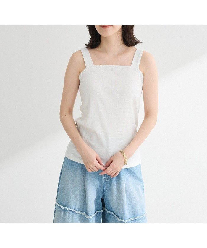【グリーンパークス/Green Parks】のスクエアラメタンクトップ インテリア・キッズ・メンズ・レディースファッション・服の通販 founy(ファニー) https://founy.com/ ファッション Fashion レディースファッション Fashion for Women トップス・カットソー Cut & Sew Tops キャミソール&ノースリーブ Camisoles & Sleeveless Tops おすすめ Recommended / Our Picks キャミソール Camisole, Spaghetti Strap Top コンパクト Compact, Small Size スクエア Square, Square Shape フィット Fit, Slim Fit ベーシック Basic, Essential ポケット Pocket, Pocket Detail A/W・秋冬 Autumn/Winter |ID: prp329100004591430 ipo3291000000032668479