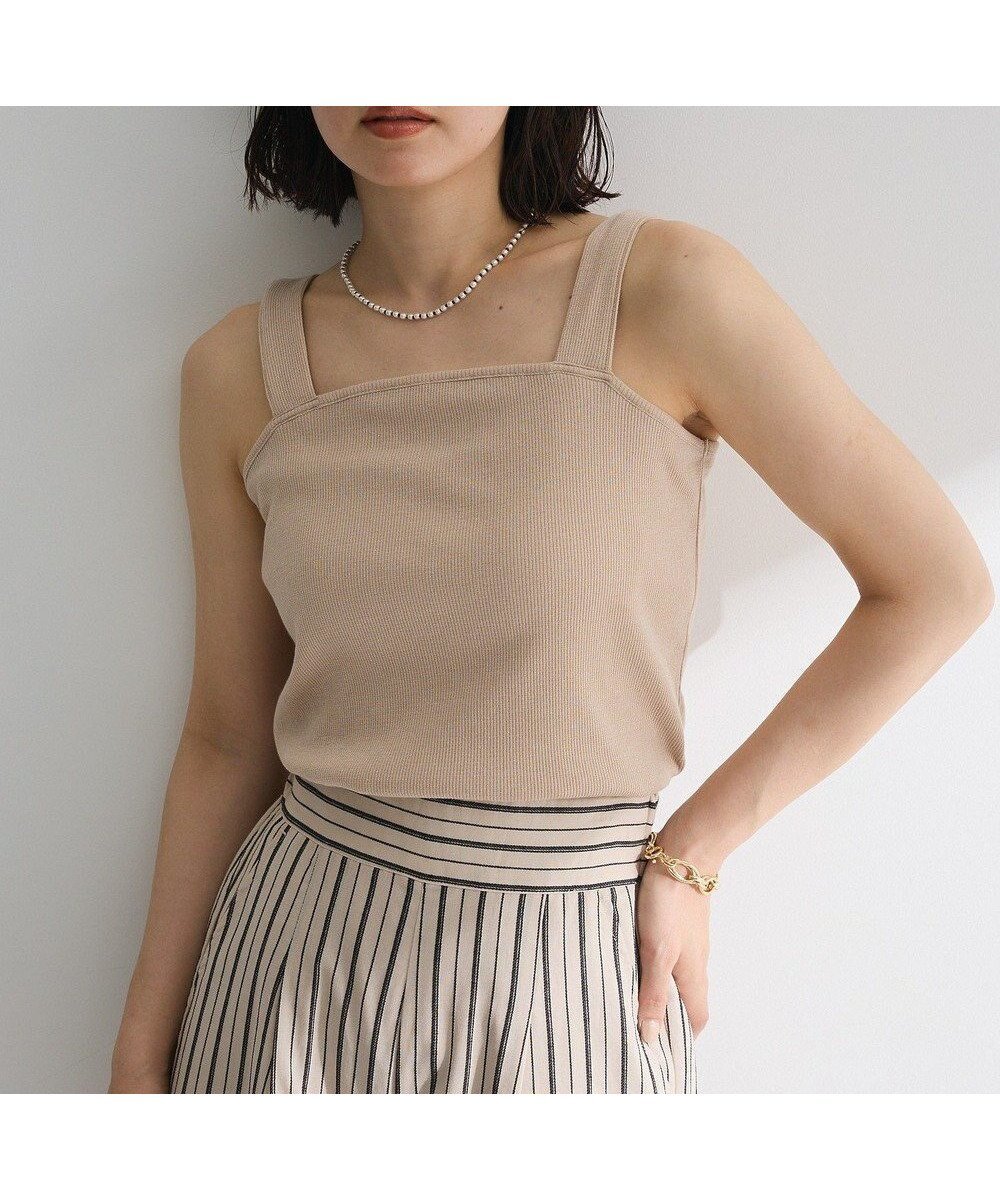 【グリーンパークス/Green Parks】のスクエアラメタンクトップ インテリア・キッズ・メンズ・レディースファッション・服の通販 founy(ファニー) 　ファッション　Fashion　レディースファッション　Fashion for Women　トップス・カットソー　Cut & Sew Tops　キャミソール&ノースリーブ　Camisoles & Sleeveless Tops　おすすめ　Recommended / Our Picks　キャミソール　Camisole, Spaghetti Strap Top　コンパクト　Compact, Small Size　スクエア　Square, Square Shape　フィット　Fit, Slim Fit　ベーシック　Basic, Essential　ポケット　Pocket, Pocket Detail　A/W・秋冬　Autumn/Winter　Gold|ID: prp329100004591430 ipo3291000000032698421