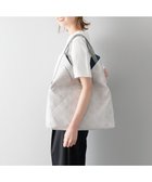 【ミヤビヤ/MIYABIYA】のLa quoh with kirakaracho 南蛮七宝ベーシックプリント モードショルダー 人気、トレンドファッション・服の通販 founy(ファニー) ファッション Fashion レディースファッション Fashion for Women ショルダー Shoulder, Shoulder Strap スポーティ Sporty, Casual Athletic プリント Print, Printed Pattern ベーシック Basic, Essential リラックス Relax, Relaxed Fit thumbnail 月白|ID: prp329100004592387 ipo3291000000033577812