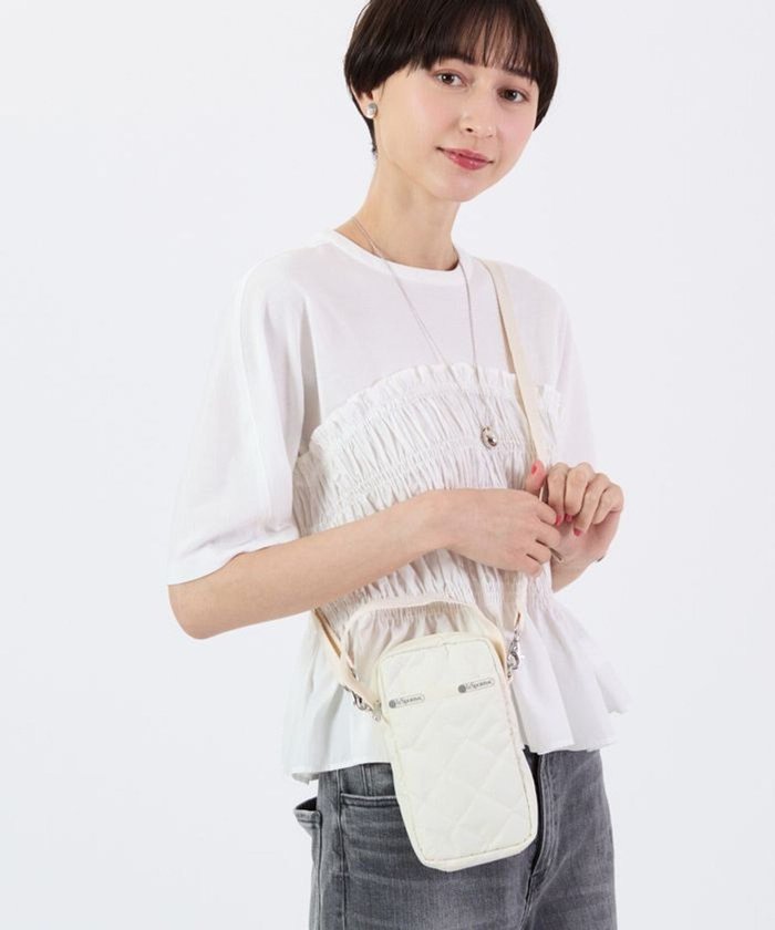 【レスポートサック/LeSportsac】のTH MINI CROSSBODY/メレンゲドーンキルト インテリア・キッズ・メンズ・レディースファッション・服の通販 founy(ファニー) https://founy.com/ ファッション Fashion レディースファッション Fashion for Women アウトドア Outdoor Clothing キルティング Quilted, Quilting キルト Quilt, Quilted Fabric コレクション Collection, Seasonal Line 軽量 Lightweight, Ultra Light ショルダー Shoulder, Shoulder Strap トラベル Travel, Travel Gear フォーマル Formal, Dressy プリント Print, Printed Pattern ポケット Pocket, Pocket Detail ポシェット Pochette, Mini Bag ポーチ Pouch, Small Case おすすめ Recommended / Our Picks 旅行 Travel エレガント 上品 Elegant |ID: prp329100004592494 ipo3291000000032604060