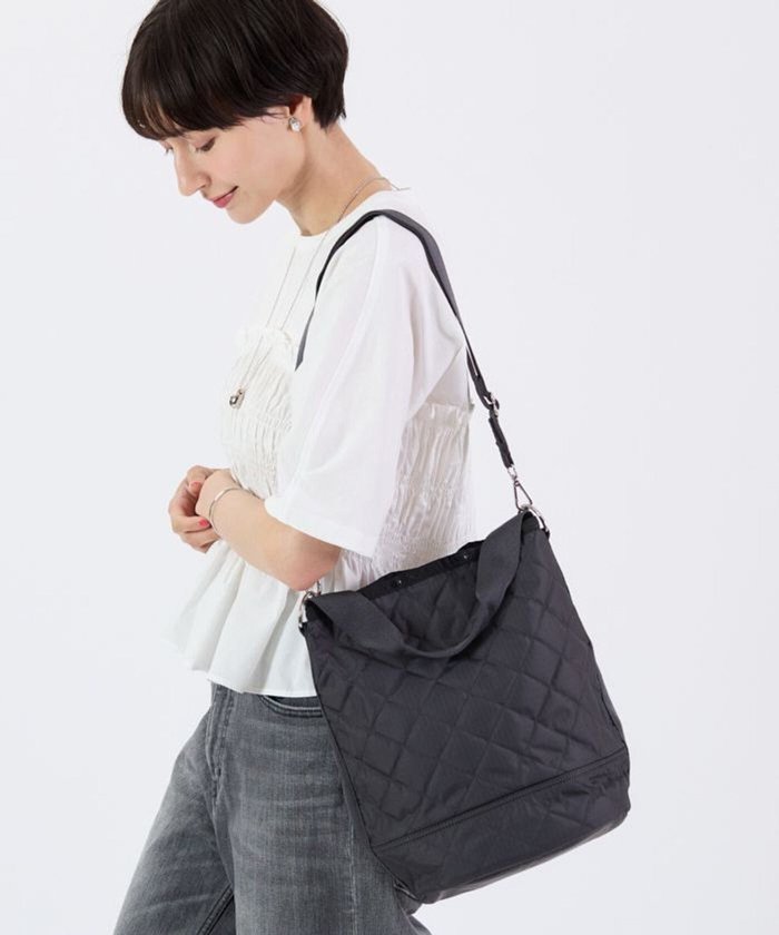 【レスポートサック/LeSportsac】のCONVERTIBLE BUCKET BAG/サンダーナイトキルト インテリア・キッズ・メンズ・レディースファッション・服の通販 founy(ファニー) https://founy.com/ ファッション Fashion レディースファッション Ladies' Fashion Online キルティング Quilting キルト Quilt クール Cool コレクション Collection 軽量 Lightweight ショルダー Shoulder トラベル Travel 手帳 Pocket Book 人気 Popularity バケツ Bucket フォーマル Formal プリント Print ポケット Pocket マグネット Magnet NEW・新作・新着・新入荷 New Arrivals 旅行 Travel エレガント 上品 Elegant ビジネス 仕事 通勤 Business |ID: prp329100004592495 ipo3291000000032604062