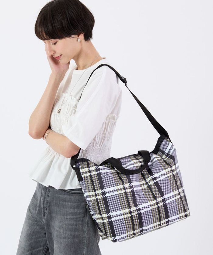 【レスポートサック/LeSportsac】のDELUXE EASY CARRY TOTE/ピクセルスクランブルチェック インテリア・キッズ・メンズ・レディースファッション・服の通販 founy(ファニー) https://founy.com/ ファッション Fashion レディースファッション Fashion for Women バッグ Bags おすすめ Recommended / Our Picks イエロー Yellow チェック Check, Plaid, Tartan プリント Print, Printed Pattern ポケット Pocket, Pocket Detail ビジネス 仕事 通勤 Business / Work / Commuting |ID: prp329100004592511 ipo3291000000032604094
