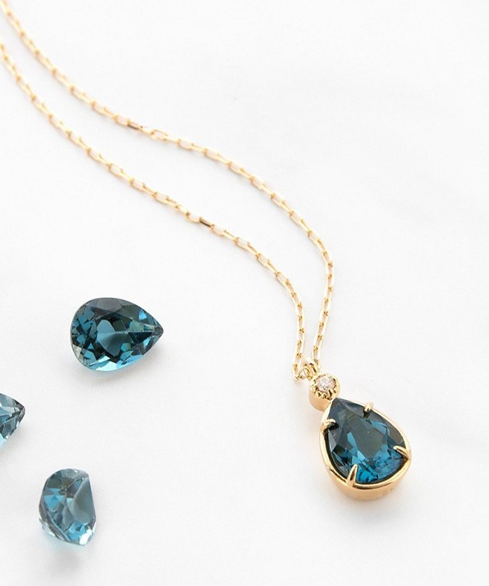 【トッカ/TOCCA】の【WEB&数量限定】PIECE OF FLOWER NECKLACE K18 ロンドンブルートパーズ ダイヤモンド ネックレス インテリア・キッズ・メンズ・レディースファッション・服の通販 founy(ファニー) https://founy.com/ ファッション Fashion レディースファッション Fashion for Women ジュエリー Jewelry ネックレス Necklaces & Pendants アクセサリー Fashion Accessories アンティーク Antique-Inspired イエロー Yellow シリコン Silicone, Silicone Material ジュエリー Jewelry, Accessories ダイヤモンド Diamond, Brilliant Cut チェーン Chain, Chain Strap ネックレス Necklace, Pendant Necklace フォルム Silhouette, Form フレーム Frame, Outline ポーチ Pouch, Small Case リボン Ribbon, Bow ロンドン London Style, British Inspired エレガント 上品 Elegant |ID: prp329100004592530 ipo3291000000034410669