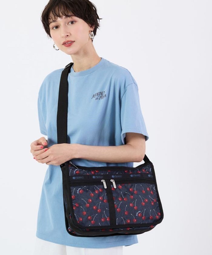 【レスポートサック/LeSportsac】のDELUXE EVERYDAY BAG/クラシカルチェリー インテリア・キッズ・メンズ・レディースファッション・服の通販 founy(ファニー) https://founy.com/ ファッション Fashion レディースファッション Ladies' Fashion Online NEW・新作・新着・新入荷 New Arrivals クラシカル Classical チェリー Cherry デニム Denim プリント Print ポケット Pocket ポーチ Pouch 人気 Popularity 傘 Umbrella 手帳 Pocket Book |ID: prp329100004593542 ipo3291000000032616363