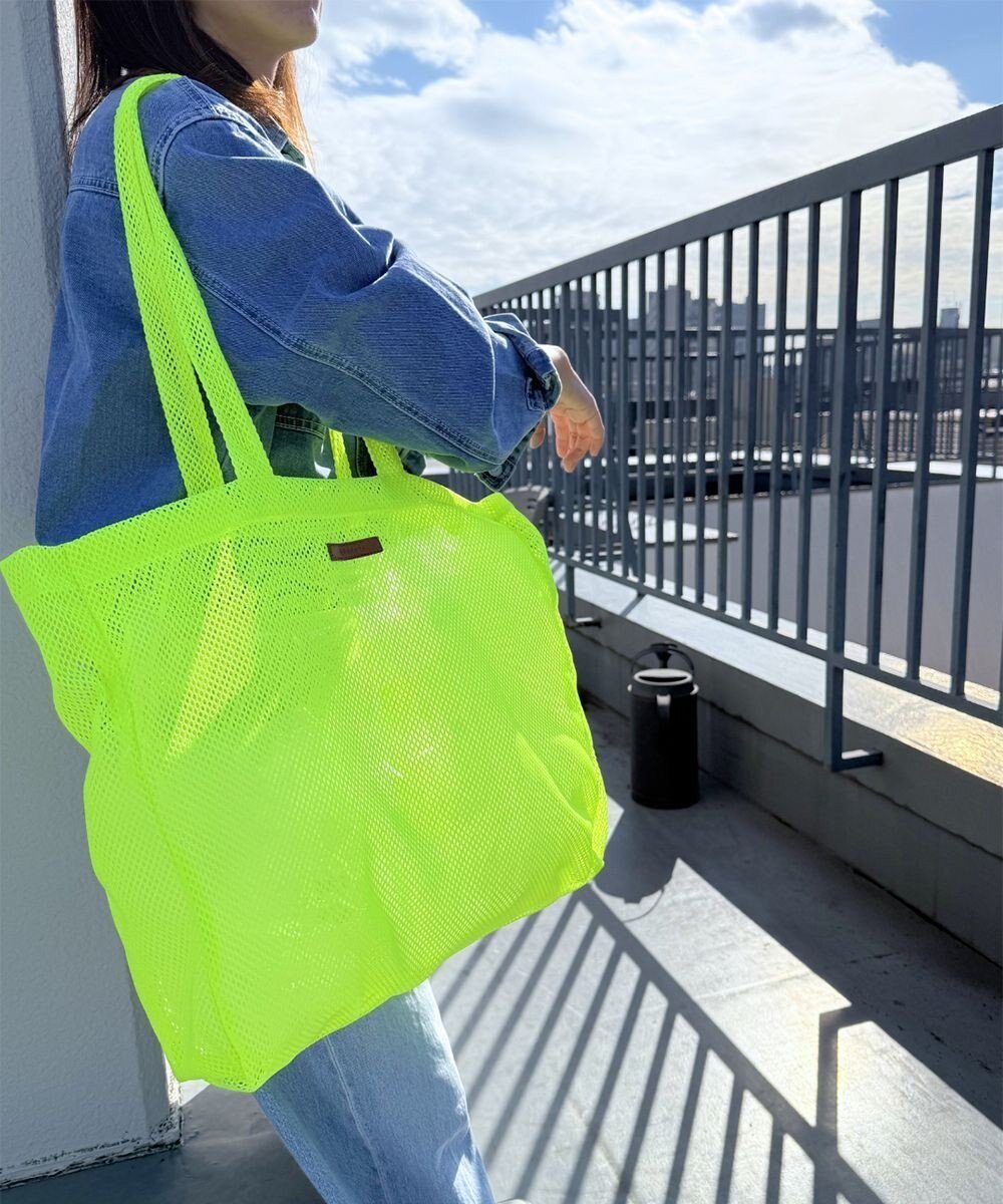 【ルートート/ROOTOTE】の0676【直営店限定 メッシュトート】SC.トール.ハイヴ-A インテリア・キッズ・メンズ・レディースファッション・服の通販 founy(ファニー) 　ファッション　Fashion　レディースファッション　Fashion for Women　バッグ　Bags　洗える　Machine Washable　カメラ　Camera Accessories　コンパクト　Compact, Small Size　軽量　Lightweight, Ultra Light　シンプル　Simple, Minimal　スマホ　Smartphone, Mobile Device　ネオン　Neon, Neon Color　フィット　Fit, Slim Fit　ポケット　Pocket, Pocket Detail　メッシュ　Mesh, Net Fabric　旅行　Travel　新作・新入荷　New Arrivals / New In　01:イエロー|ID: prp329100004593613 ipo3291000000033661542