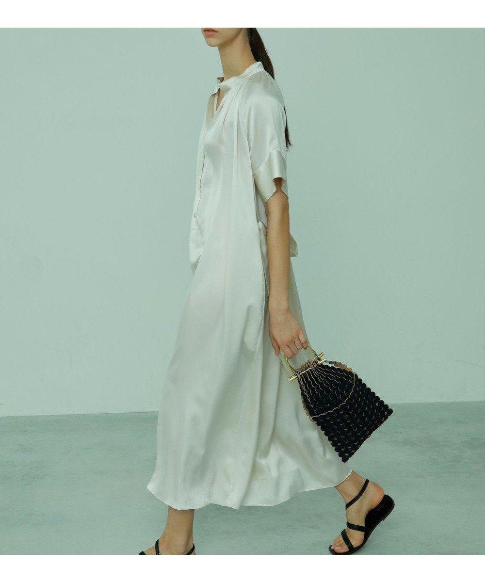 【ベイジ,/BEIGE,】のYEW / シャツワンピース インテリア・キッズ・メンズ・レディースファッション・服の通販 founy(ファニー) 　ファッション　Fashion　レディースファッション　Ladies' Fashion Online　ワンピース　Dress　シャツワンピース　Shirt Dresses　春　Spring　カフス　Cuffs　ギャザー　Gather　サテン　Satin　サンダル　Sandals　シルク　Silk　スニーカー　Sneakers　スリット　Slit　ドレス　Dress　ピーチ　Peach　ブルゾン　Blouson　リラックス　Relax　S/S・春夏　Ss・Spring/Summer　おすすめ　Recommend　夏　Summer　2023春夏・S/S　Ss,Spring/Summer,2023　2023年　2023　エレガント 上品　Elegant　Sand|ID: prp329100004594844 ipo3291000000032644676