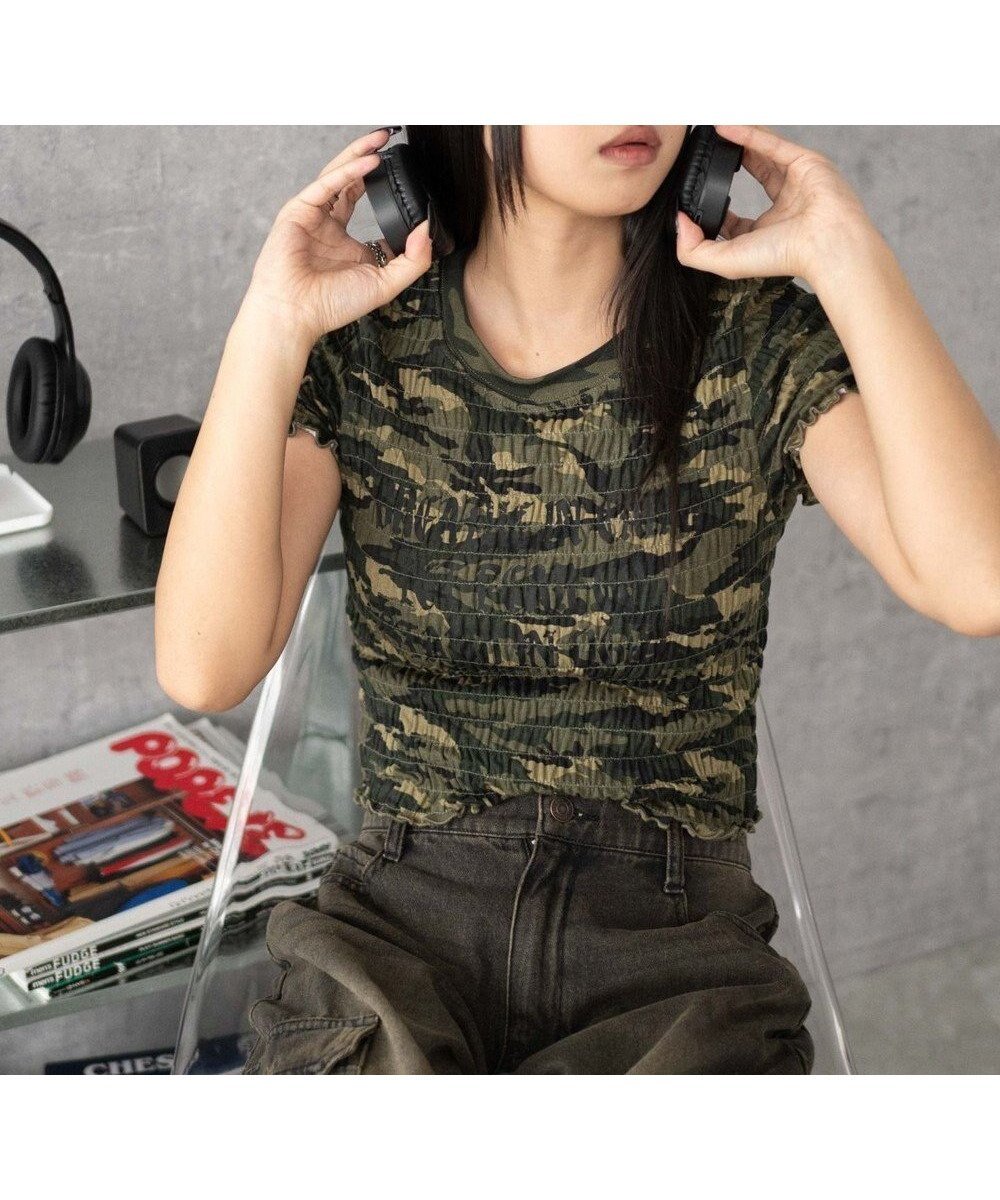【ウィゴー/WEGO】のロゴシャーリングちびT インテリア・キッズ・メンズ・レディースファッション・服の通販 founy(ファニー) 　ファッション　Fashion　レディースファッション　Fashion for Women　トップス・カットソー　Cut & Sew Tops　シャツ・ブラウス・オフィスカジュアル　Elegant Blouses & Button-Ups　ロングTシャツ・Tシャツ　Longline T-Shirts & Tees　カットソー・ベーシックTシャツ　Cut-and-Sewn Tops / Stretch Tees & Basics　おすすめ　Recommended / Our Picks　カットソー　Cut and Sewn Top　カーゴパンツ　Cargo Pants, Utility Pants　コンパクト　Compact, Small Size　シャーリング　Shirring, Ruched　ショート　Short, Short Length　スマホ　Smartphone, Mobile Device　トレンド　Trend, Trending Now　フロント　Front, Front Design　半袖　Short Sleeve, Half Sleeve　夏　Summer　春　Spring　S/S・春夏　SS, Spring/Summer, Warm Season　柄1|ID: prp329100004595825 ipo3291000000032657167
