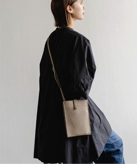 【アトリエヌウ/Atelier nuu】の【ミニマル志向/イタリアンレザー/国内生産】lim ミニショルダー 人気、トレンドファッション・服の通販 founy(ファニー) ファッション Fashion レディースファッション Ladies' Fashion Online イタリア Italy コンパクト Compact ショルダー Shoulder シンプル Simple スマート Smart 財布 Wallet ポケット Pocket NEW・新作・新着・新入荷 New Arrivals エレガント 上品 Elegant |ID:prp329100004595876