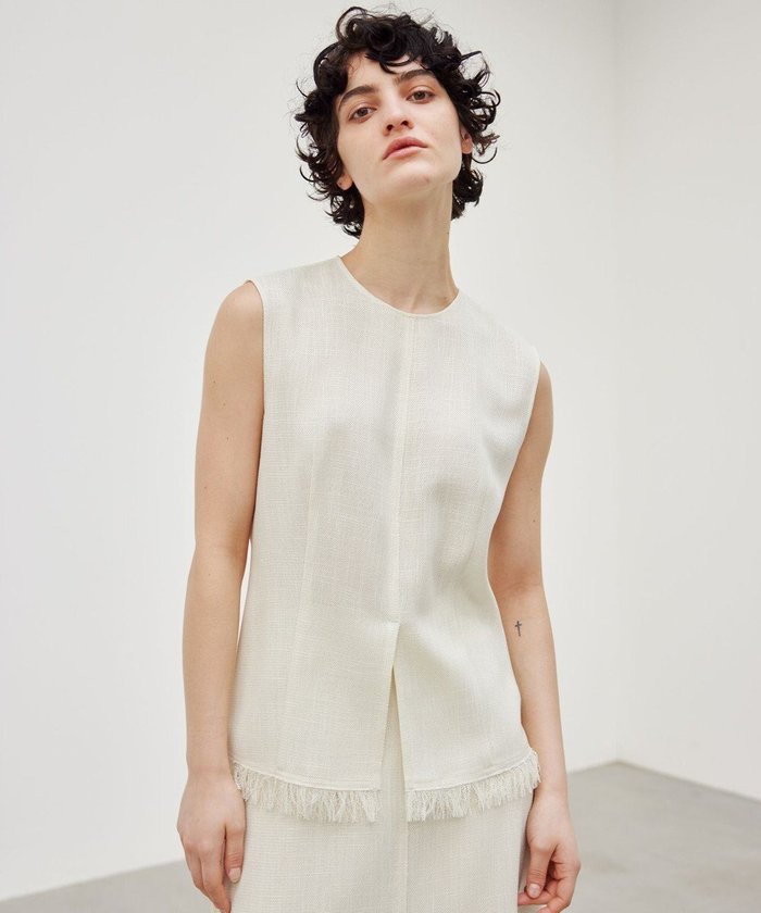 【ベイジ,/BEIGE,】の【洗える】CANNET / ノースリーブブラウス インテリア・キッズ・メンズ・レディースファッション・服の通販 founy(ファニー) https://founy.com/ ファッション Fashion レディースファッション Ladies' Fashion Online トップス・カットソー Tops/Tshirt キャミソール / ノースリーブ No Sleeves シャツ/ブラウス Shirts/Blouses シェイプ Shape スリット Slit セットアップ Set Up デニム Denim ノースリーブ No Sleeve フリンジ Fringe エレガント 上品 Elegant ビジネス 仕事 通勤 Business 夏 Summer 春 Spring S/S・春夏 Ss・Spring/Summer 洗える Washable |ID: prp329100004595912 ipo3291000000032657898