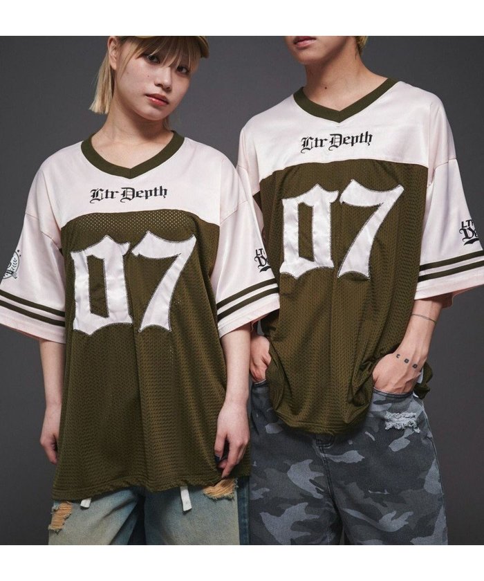 【ウィゴー/WEGO】の【ユニセックス着用ITEM】ナンバリングホッケーT(SS) インテリア・キッズ・メンズ・レディースファッション・服の通販 founy(ファニー) https://founy.com/ ファッション Fashion レディースファッション Fashion for Women トップス・カットソー Cut & Sew Tops シャツ・ブラウス・オフィスカジュアル Elegant Blouses & Button-Ups ロングTシャツ・Tシャツ Longline T-Shirts & Tees カットソー・ベーシックTシャツ Cut-and-Sewn Tops / Stretch Tees & Basics 春 Spring カットソー Cut and Sewn Top カーゴパンツ Cargo Pants, Utility Pants グラフィック Graphic, Graphic Design 切替 Switching, Contrast Panel スポーツ Sports, Activewear スポーティ Sporty, Casual Athletic スマホ Smartphone, Mobile Device スラックス Slacks, Dress Pants デニム Denim, Jeans Material トレンド Trend, Trending Now ビッグ Big, Oversized メッシュ Mesh, Net Fabric レース Lace, Lace Fabric S/S・春夏 SS, Spring/Summer, Warm Season 新作・新入荷 New Arrivals / New In おすすめ Recommended / Our Picks 夏 Summer |ID: prp329100004595933 ipo3291000000032658073
