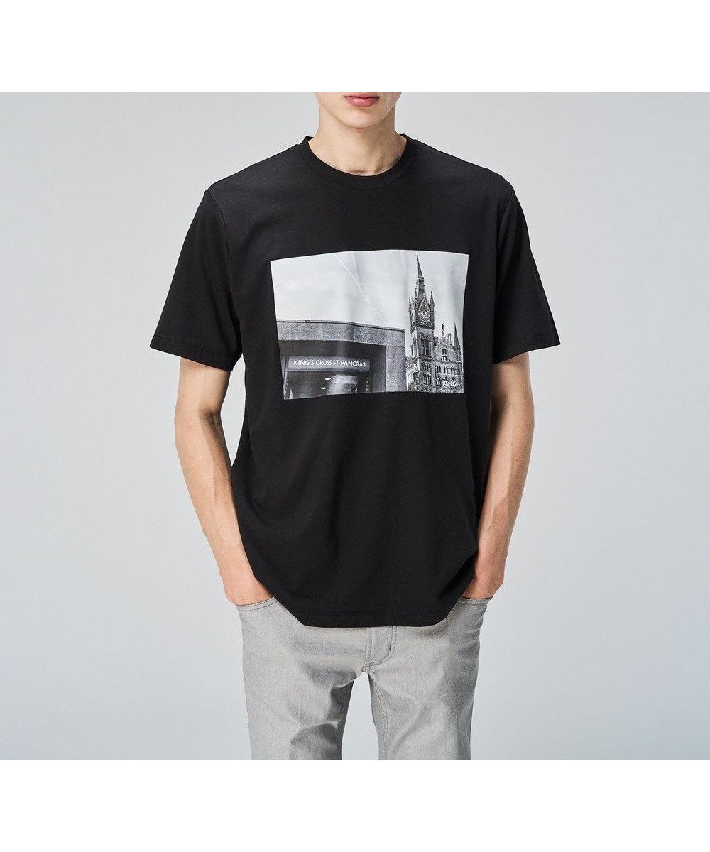 【ジョゼフ オム/JOSEPH HOMME / MEN】の【LEON 10月号掲載】フォトグラフィックロンドン / アートプリント半袖Tシャツ インテリア・キッズ・メンズ・レディースファッション・服の通販 founy(ファニー) 　ファッション　Fashion　メンズファッション　Men's Style Online　トップス・カットソー　Tops/Tshirt/Men　シャツ　Shirts　インナー　Inner　カットソー　Cut And Sew　10月号　October Issue　雑誌　Magazine　プリント　Print　半袖　Short Sleeve　モノトーン　Monotone　A/W・秋冬　Aw・Autumn/Winter・Fw・Fall-Winter　S/S・春夏　Ss・Spring/Summer　夏　Summer　旅行　Travel　ブラック系1|ID: prp329100004596263 ipo3291000000032662571