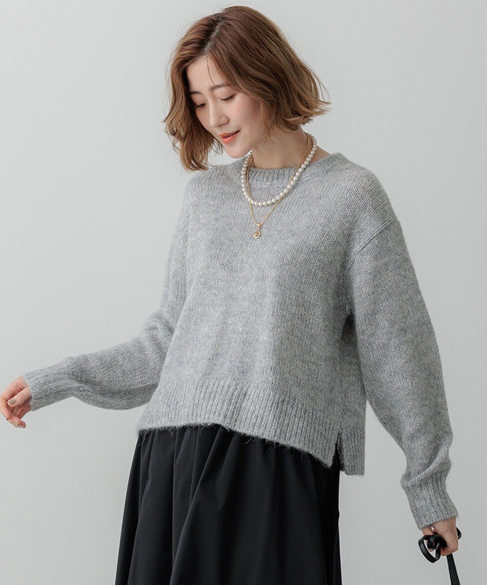 【23区/NIJYUSANKU】の【Oggi2月号掲載/洗える】スパングル クルーネック ニット インテリア・キッズ・メンズ・レディースファッション・服の通販 founy(ファニー) 　雑誌掲載アイテム　Magazine Items　ファッション雑誌　Fashion Magazines　オッジ　Oggi　ファッション　Fashion　レディースファッション　Ladies' Fashion Online　トップス・カットソー　Tops/Tshirt　ニット　Knit Tops　イタリア　Italy　インナー　Inner　洗える　Washable　シンプル　Simple　スパンコール　Sequins　スリット　Slit　セーター　Sweater　雑誌　Magazine　トレンド　Trend　2月号　February Issue　長袖　Long Sleeve　バランス　Balance　ミックス　Mix　A/W・秋冬　Aw・Autumn/Winter・Fw・Fall-Winter　おすすめ　Recommend　ライトグレー系|ID: prp329100004596311 ipo3291000000032663325