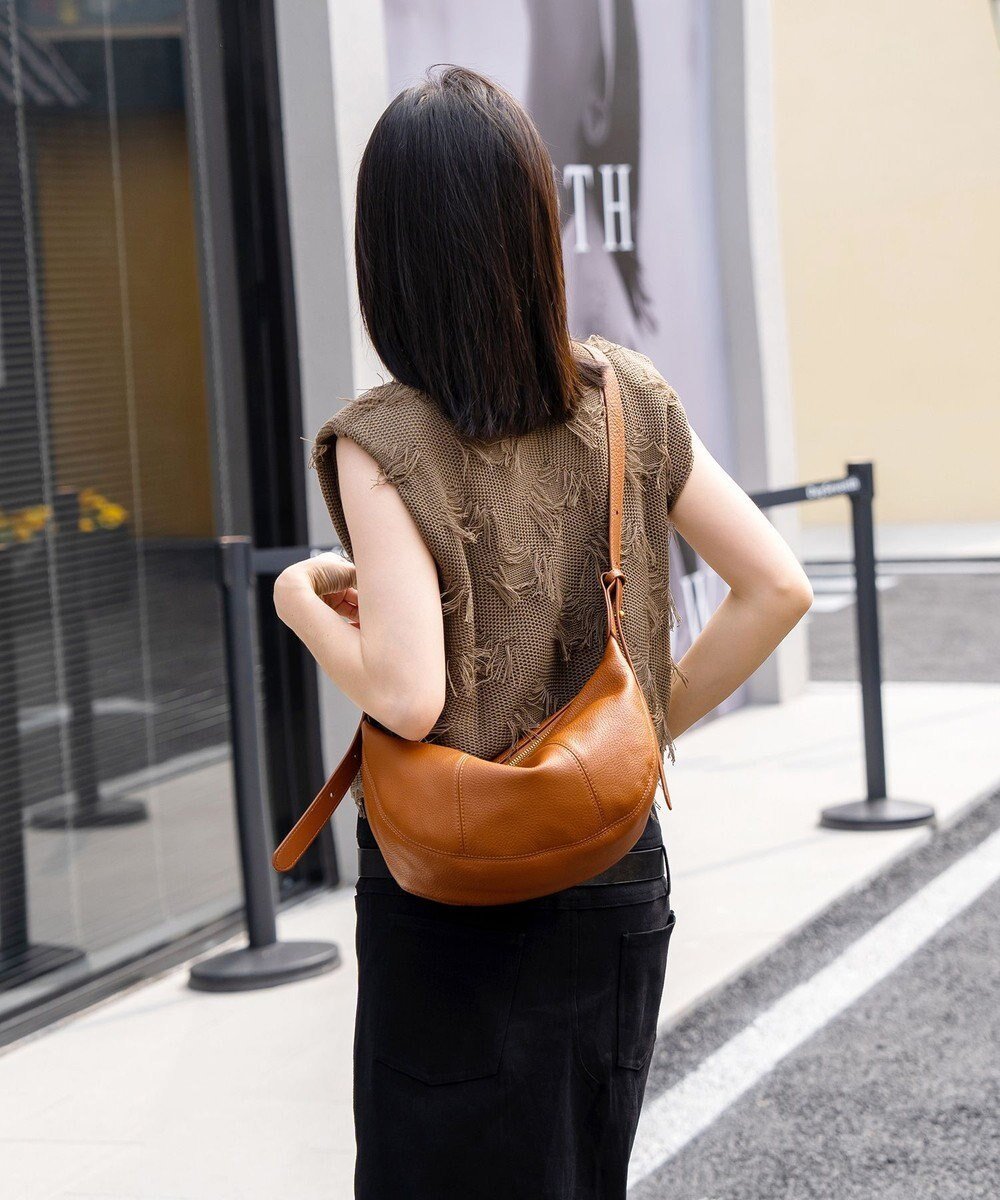 【スタイルコード/STYLE CODE】の【Lyrss/リルス】牛革 クロスボディバッグ インテリア・キッズ・メンズ・レディースファッション・服の通販 founy(ファニー) ファッション Fashion レディースファッション Fashion for Women バッグ Bags ポーチ&ミニバッグ Pouches & Mini Bags おすすめ Recommended / Our Picks ショルダー Shoulder, Shoulder Strap トレンド Trend, Trending Now ポケット Pocket, Pocket Detail ポーチ Pouch, Small Case 旅行 Travel キャメル|ID: prp329100004596807 ipo3291000000033655530