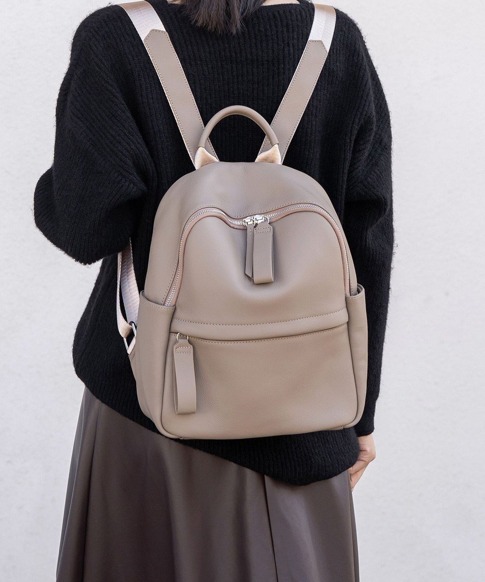 【スタイルコード/STYLE CODE】のLyrss/リルス 牛革 バックパック インテリア・キッズ・メンズ・レディースファッション・服の通販 founy(ファニー) ファッション Fashion レディースファッション Fashion for Women バッグ Bags ジップ Zip, Zipper スリーブ Sleeve, Long Sleeve / Short Sleeve フロント Front, Front Design ベーシック Basic, Essential ポケット Pocket, Pocket Detail リュック Backpack, Rucksack 定番 Standard, Basic Item 財布 Wallet, Purse グレー|ID: prp329100004596811 ipo3291000000033655539