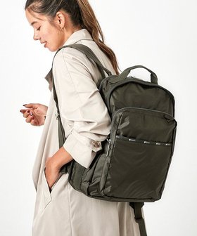 【レスポートサック/LeSportsac】のESSENTIAL CARRYALL BP/グラベルC 人気、トレンドファッション・服の通販 founy(ファニー) ファッション Fashion レディースファッション Ladies' Fashion Online バッグ Bag クッション Cushion 軽量 Lightweight スポーツ Sports スポーティ Sporty スリーブ Sleeve トラベル Travel 人気 Popularity フォルム Form プリント Print ポケット Pocket 無地 Plain Color リュック Ruck Sack おすすめ Recommend 旅行 Travel ビジネス 仕事 通勤 Business |ID:prp329100004597446