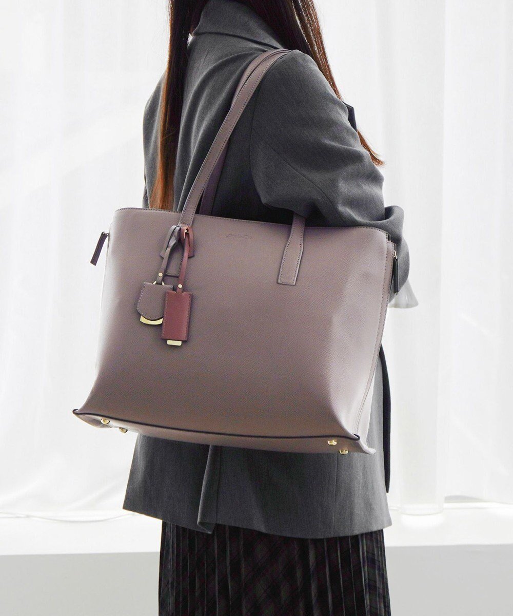 【エースバッグズアンドラゲッジ/ACE BAGS & LUGGAGE】のJewelna Rose OLバッグ・セレム 横型トートバッグ A4サイズ 16189 ジュエルナローズ インテリア・キッズ・メンズ・レディースファッション・服の通販 founy(ファニー) 　ファッション　Fashion　レディースファッション　Ladies' Fashion Online　バッグ　Bag　傘　Umbrella　シンプル　Simple　スタイリッシュ　Stylish　スマート　Smart　スリーブ　Sleeve　チャーム　Charm　フェイクレザー　Faux Leather　フェミニン　Feminine　ポケット　Pocket　ポーチ　Pouch　ラップ　Wrap　リュック　Ruck Sack　再入荷　Restock/Back In Stock/Re Arrival　おすすめ　Recommend　スーツケース キャリーケース　Suitcase　エレガント 上品　Elegant　ビジネス 仕事 通勤　Business　モーヴグレー|ID: prp329100004597542 ipo3291000000032676220