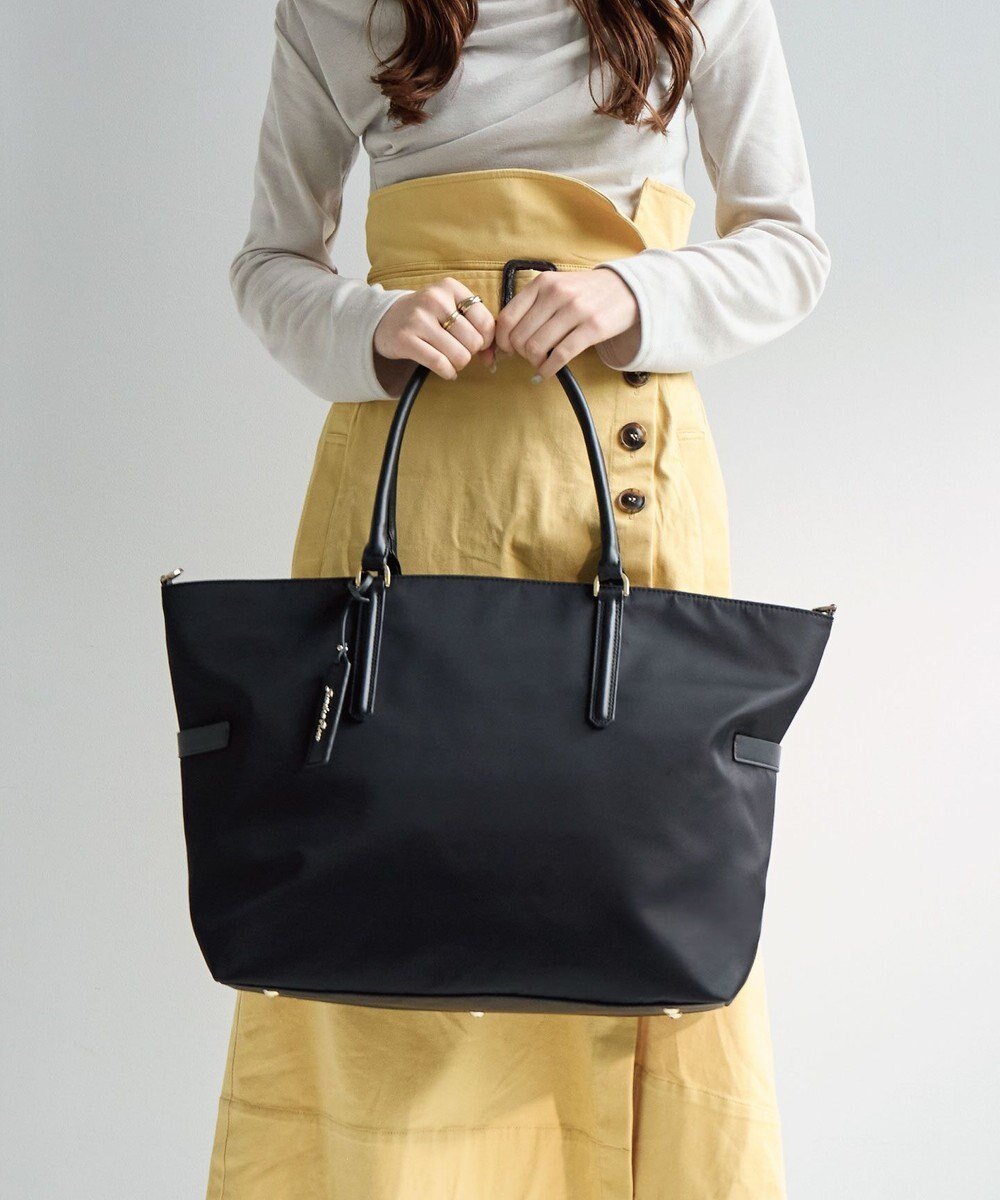 【エースバッグズアンドラゲッジ/ACE BAGS & LUGGAGE】のJewelna Rose グレタ ナイロントートバッグ 大 16181 ジュエルナローズ インテリア・キッズ・メンズ・レディースファッション・服の通販 founy(ファニー) 　ファッション　Fashion　レディースファッション　Ladies' Fashion Online　バッグ　Bag　ポーチ　Pouches　ショルダー　Shoulder　スリーブ　Sleeve　セットアップ　Set Up　トラベル　Travel　ポケット　Pocket　ポーチ　Pouch　リュック　Ruck Sack　ワーク　Work　おすすめ　Recommend　旅行　Travel　スーツケース キャリーケース　Suitcase　エレガント 上品　Elegant　ビジネス 仕事 通勤　Business　ブラック|ID: prp329100004599515 ipo3291000000032696247