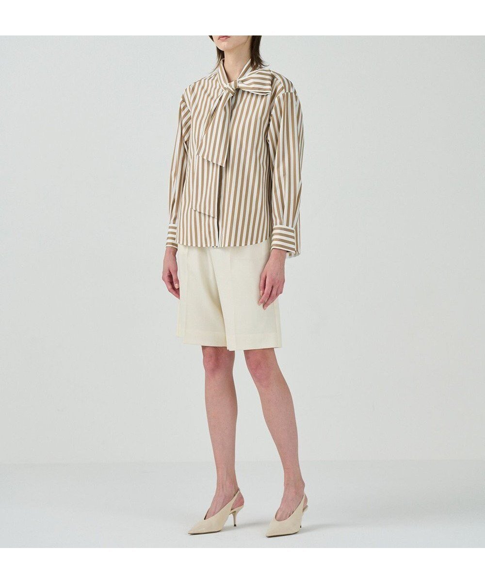 【グレース コンチネンタル/GRACE CONTINENTAL】のタフタストライプブラウス 人気、トレンドファッション・服の通販 founy(ファニー) 　ファッション　Fashion　レディースファッション　Fashion for Women　トップス・カットソー　Cut & Sew Tops　シャツ・ブラウス・オフィスカジュアル　Elegant Blouses & Button-Ups　スタイリッシュ　Stylish, Fashionable　ストライプ　Stripe, Striped Pattern　ストレッチ　Stretch, Stretchy Fabric　タフタ　Taffeta, Structured Fabric　トレンド　Trend, Trending Now　ハーフ　Half, Half-Length　ロング　Long, Long-Length　エレガント 上品　Elegant　夏　Summer　S/S・春夏　SS, Spring/Summer, Warm Season　A/W・秋冬　Autumn/Winter　 other-1|ID: prp329100004599595 ipo3291000000032697101