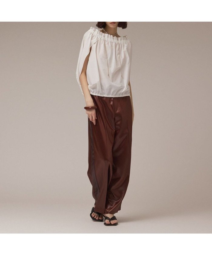 【グレース コンチネンタル/GRACE CONTINENTAL】のケープ風2WAYトップ インテリア・キッズ・メンズ・レディースファッション・服の通販 founy(ファニー) https://founy.com/ ファッション Fashion レディースファッション Fashion for Women トップス・カットソー Cut & Sew Tops シャツ・ブラウス・オフィスカジュアル Elegant Blouses & Button-Ups 新作・新入荷 New Arrivals / New In 夏 Summer 春 Spring S/S・春夏 SS, Spring/Summer, Warm Season |ID: prp329100004599617 ipo3291000000032697265