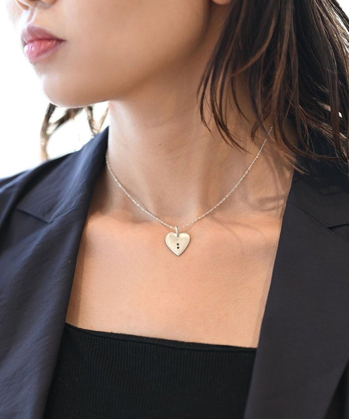 【ヨア/yoaa】のシルバー925 ハートプレートブラックダイヤモンドネックレストップ インテリア・キッズ・メンズ・レディースファッション・服の通販 founy(ファニー) https://founy.com/ ファッション Fashion レディースファッション Fashion for Women ジュエリー Jewelry ネックレス Necklaces & Pendants アクセサリー Fashion Accessories シルバー Silver, Metallic Silver ダイヤモンド Diamond, Brilliant Cut チェーン Chain, Chain Strap なめらか Smooth, Silky Texture ネックレス Necklace, Pendant Necklace 日本製 Made In Japan |ID: prp329100004599736 ipo3291000000033655218