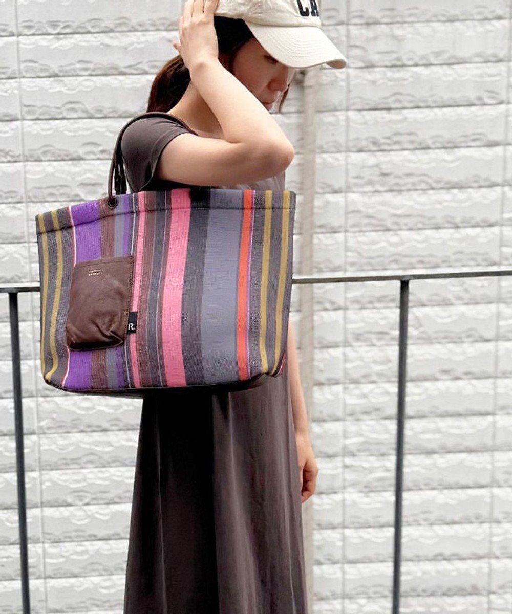 【ルートート/ROOTOTE】の1165【手洗い可能】SC.ミディアム.ウエッファ.ストライプ-A インテリア・キッズ・メンズ・レディースファッション・服の通販 founy(ファニー) 　ファッション　Fashion　レディースファッション　Fashion for Women　バッグ　Bags　カメラ　Camera Accessories　カラフル　Colorful Design　傘　Umbrella, Parasol　ストライプ　Stripe, Striped Pattern　ドット　Polka Dot, Dot Pattern　フェイクレザー　Faux Leather, PU Leather　ボックス　Boxy, Box Shape　ポケット　Pocket, Pocket Detail　ポーチ　Pouch, Small Case　ランダム　Random, Irregular　おすすめ　Recommended / Our Picks　新作・新入荷　New Arrivals / New In　02:パープル|ID: prp329100004600632 ipo3291000000034278625